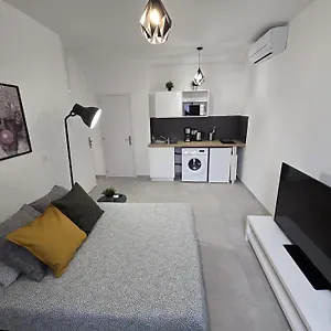 Appartement Gregbnb - 22m2 - Climatise -10min Gare - 1, Toulon